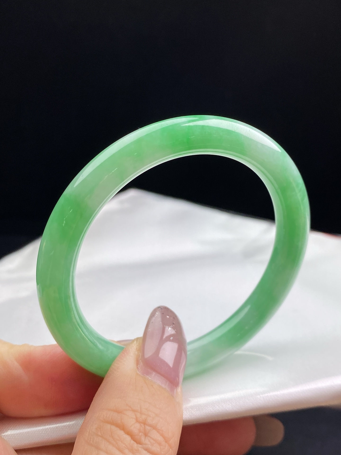 Vòng ngọc Myanmar jadeite A ni 50