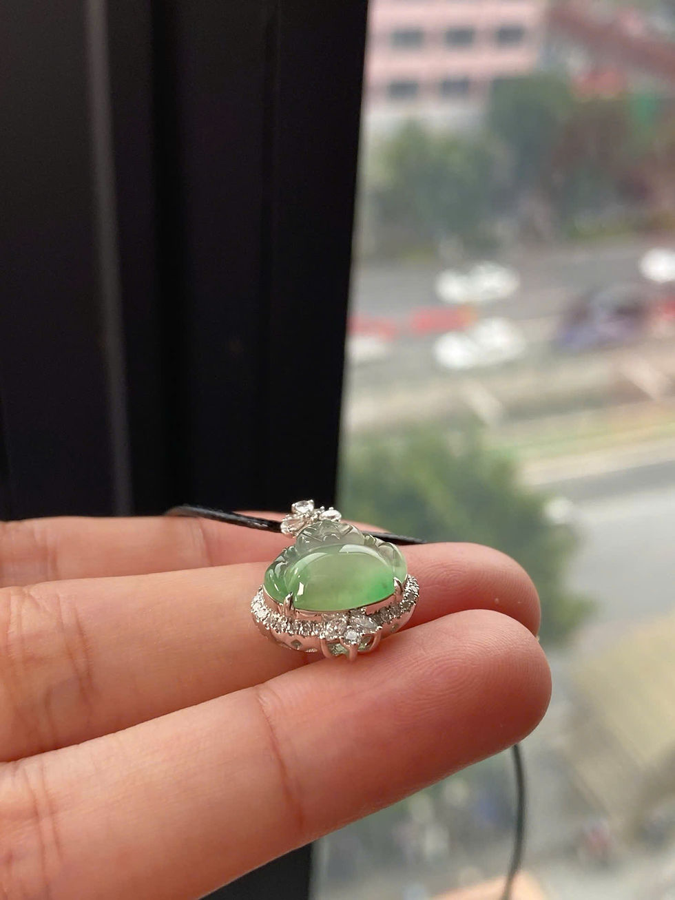Hình thu nhỏ: Mặt dây chuyền Di lặc ngọc Jadeite A vàng 18K
