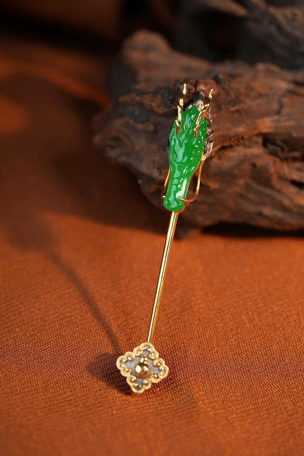 Hình thu nhỏ: Trâm cài Rồng style cổ phong  ngọc Jadeite A vàng 18K