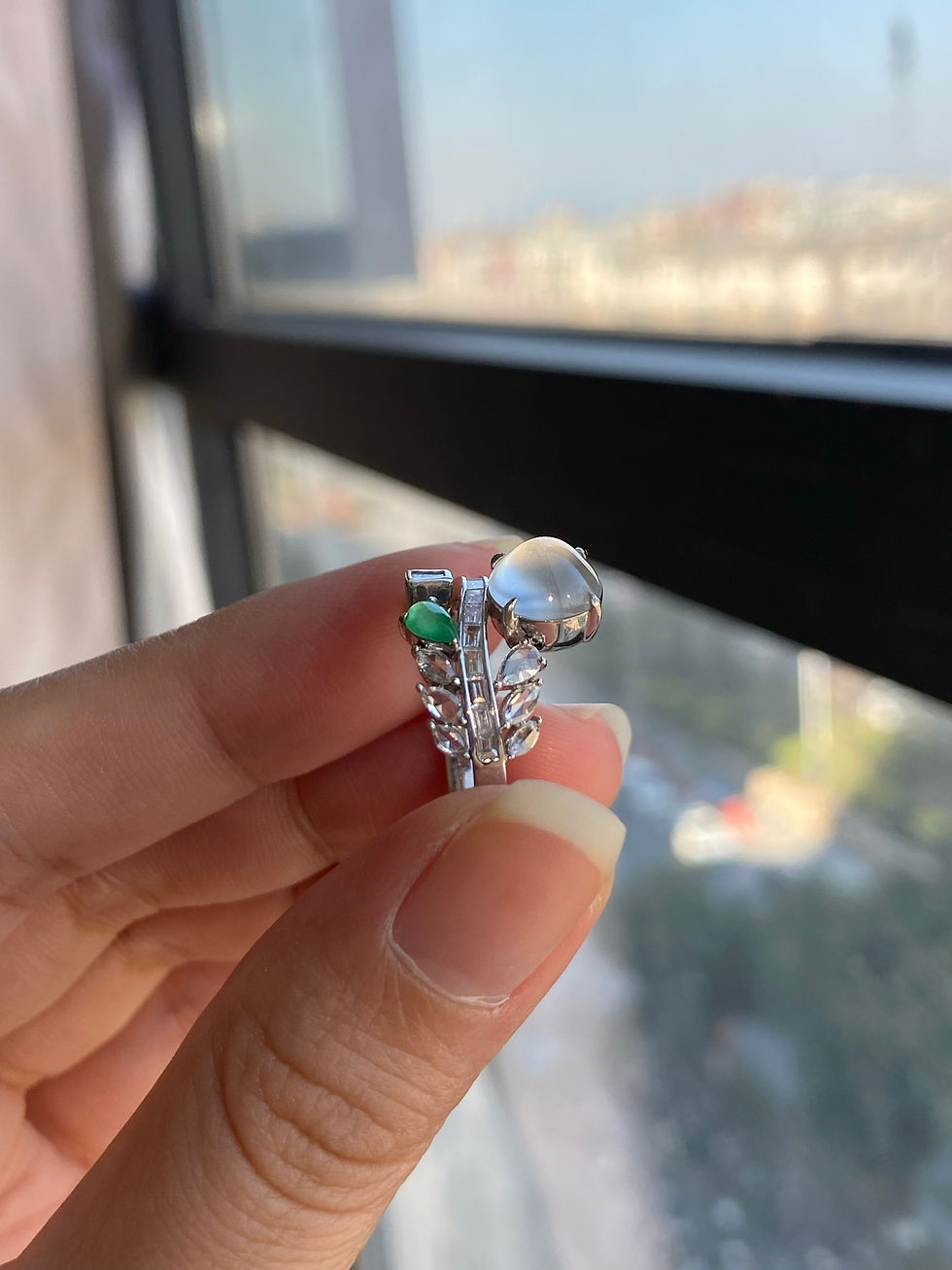 Hình thu nhỏ: Nhẫn Cabochon ngọc Jadeite A vàng 18K