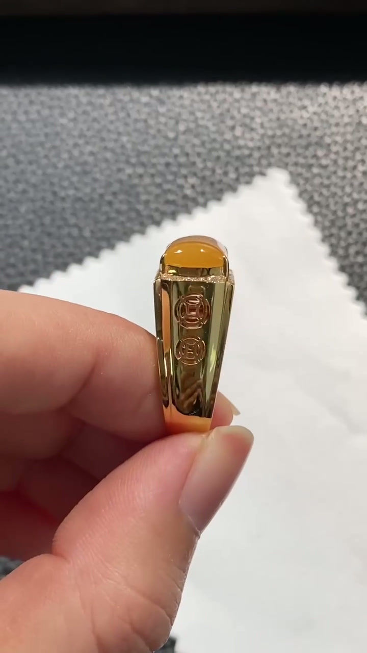 Hình thu nhỏ: Nhẫn Yên ngựa ngọc Jadeite A vàng 18K