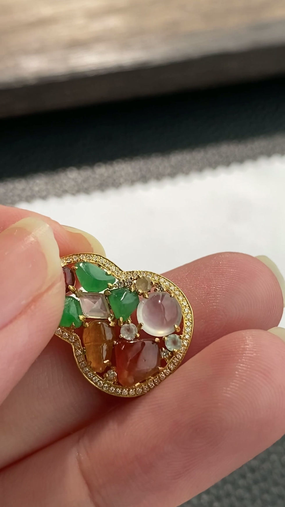 Hình thu nhỏ: Mặt dây chuyền Đa bảo freestyle hồ lô ngọc Jadeite A vàng 18K