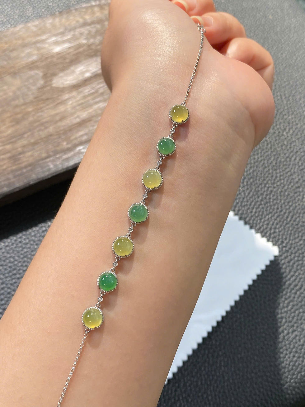 Hình thu nhỏ: Lắc tay Cabochon ngọc Jadeite A vàng 18K