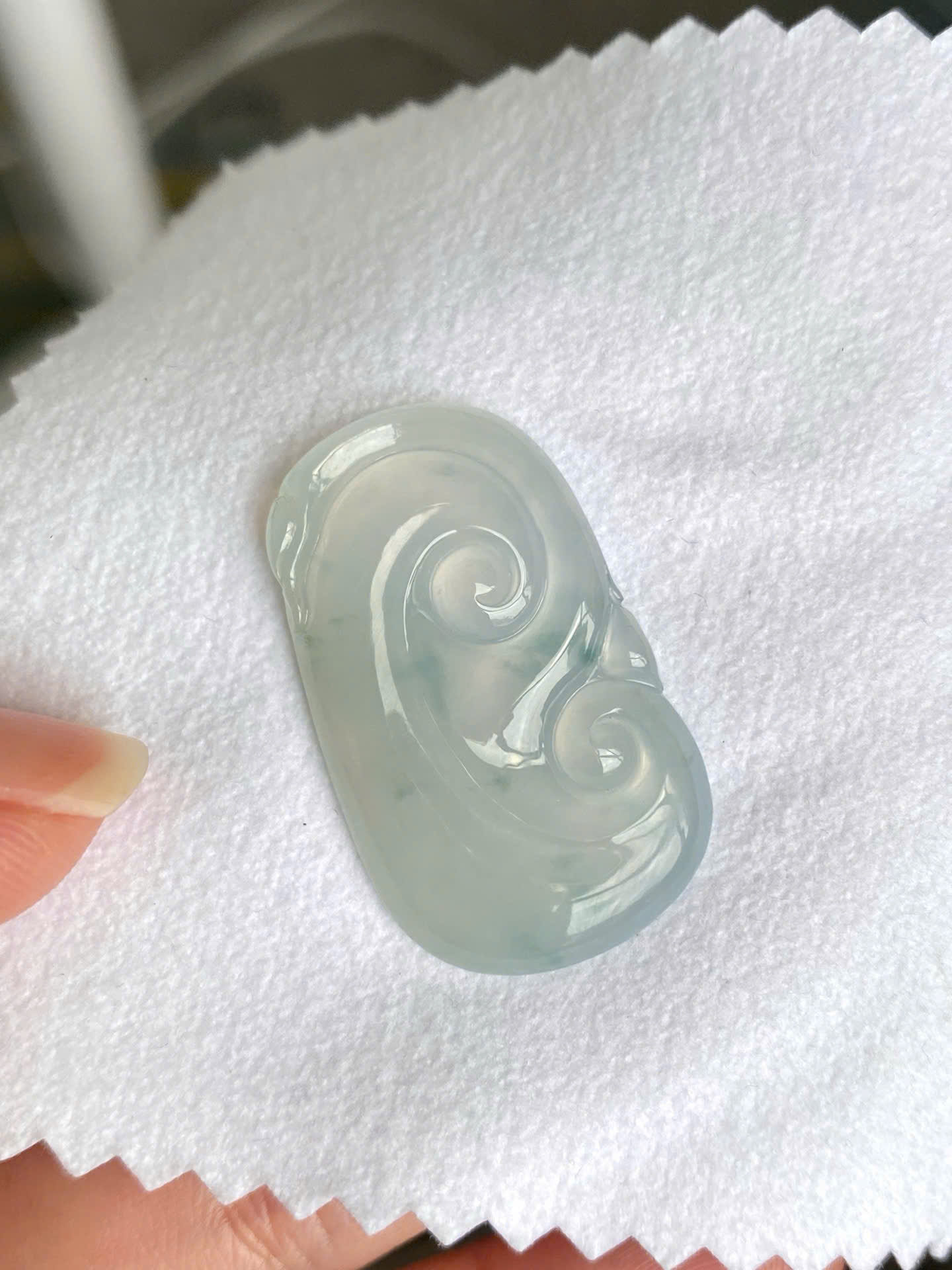 Mặt dây chuyền Như ý ngọc Jadeite A