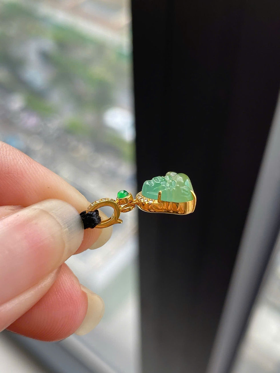 Hình thu nhỏ: Mặt dây chuyền Di lặc ngọc Jadeite A vàng 18K