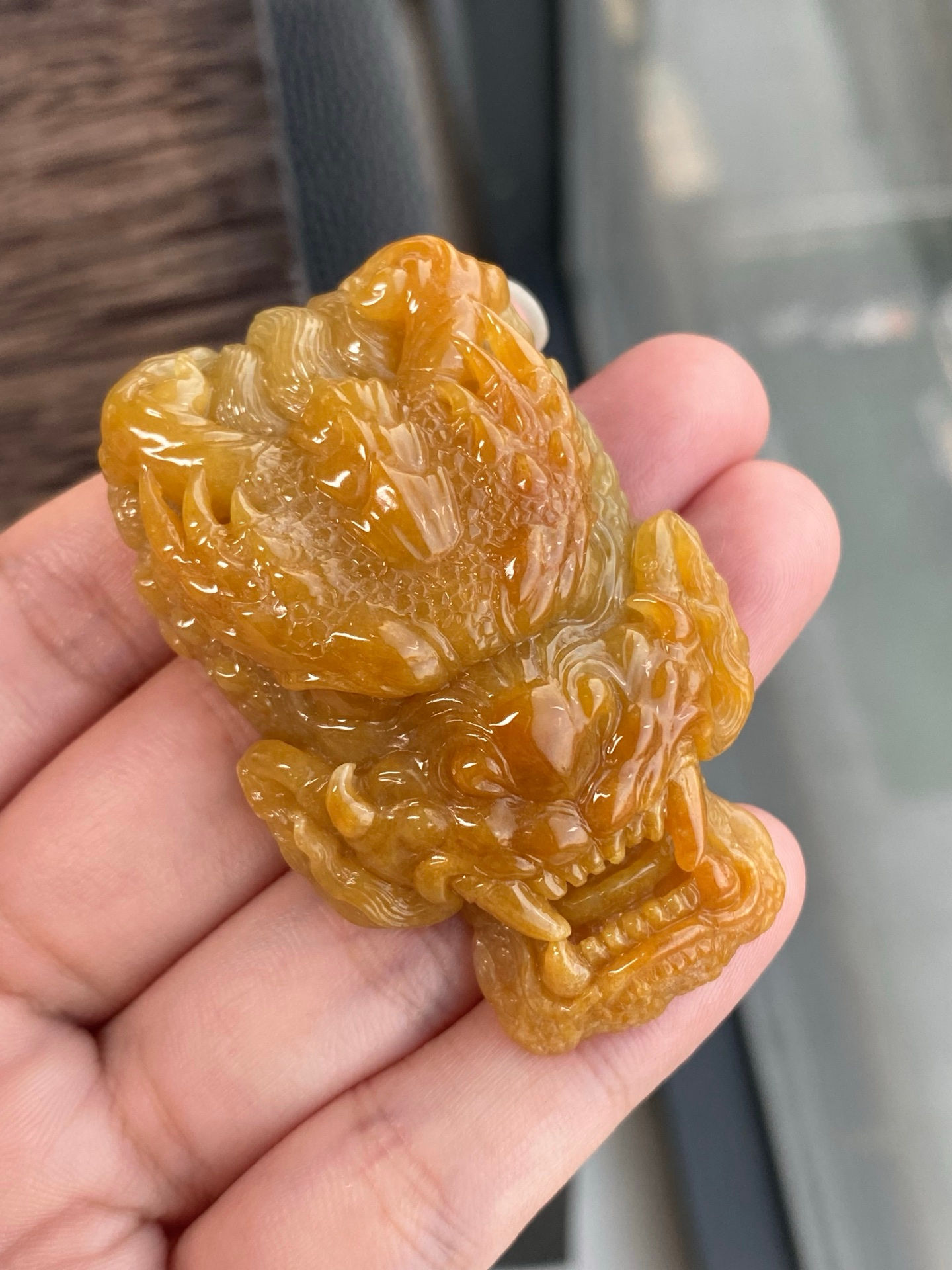 Mặt dây chuyền Đầu rồng ngọc Jadeite A