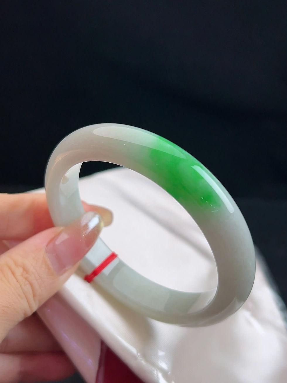Hình thu nhỏ: Vòng ngọc Myanmar jadeite A ni 56.6