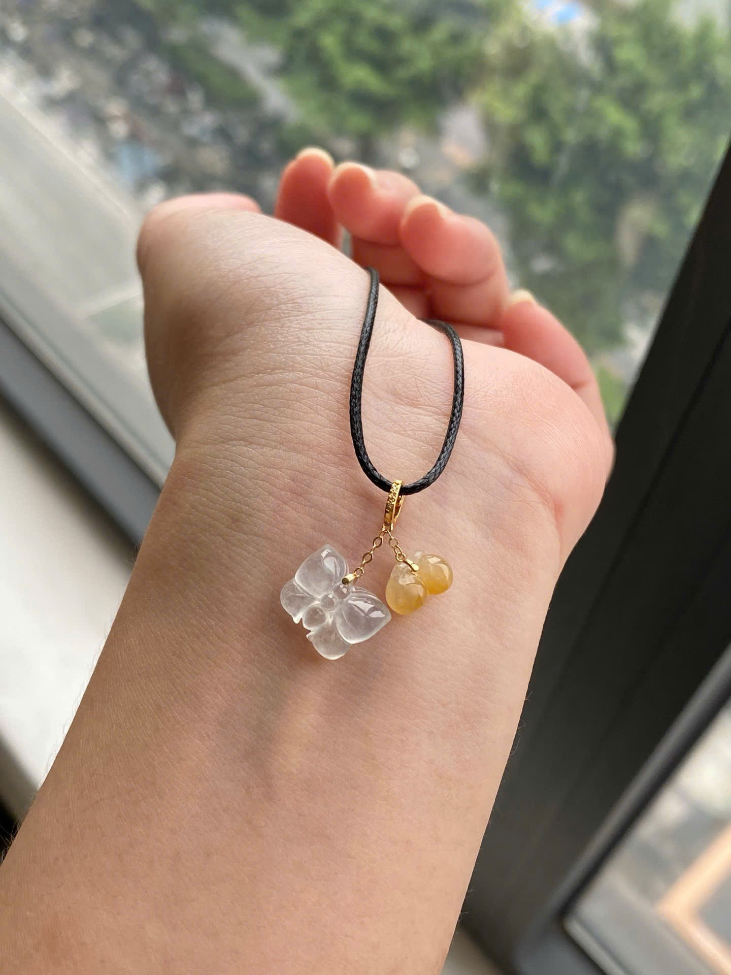 Mặt dây chuyền Hồ điệp mix anh đào ngọc Jadeite A vàng 18K