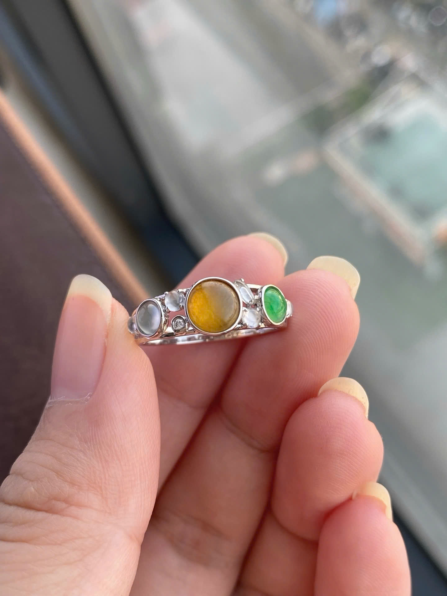 Nhẫn 3 màu ngọc Jadeite A vàng 18K