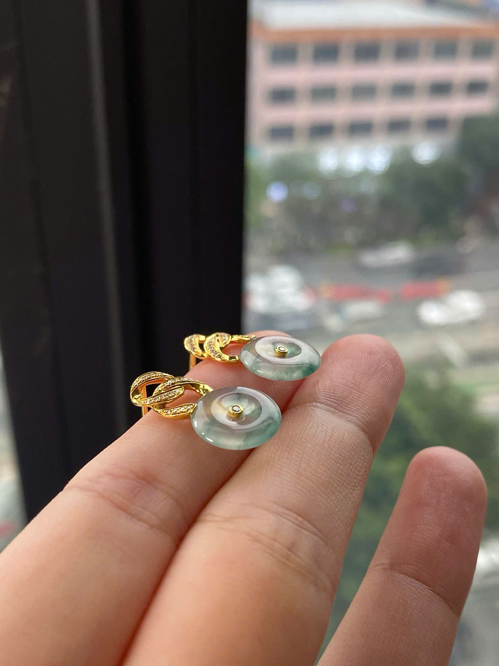 Hình thu nhỏ: Bông tai Đồng bình an ngọc Jadeite A vàng 18K