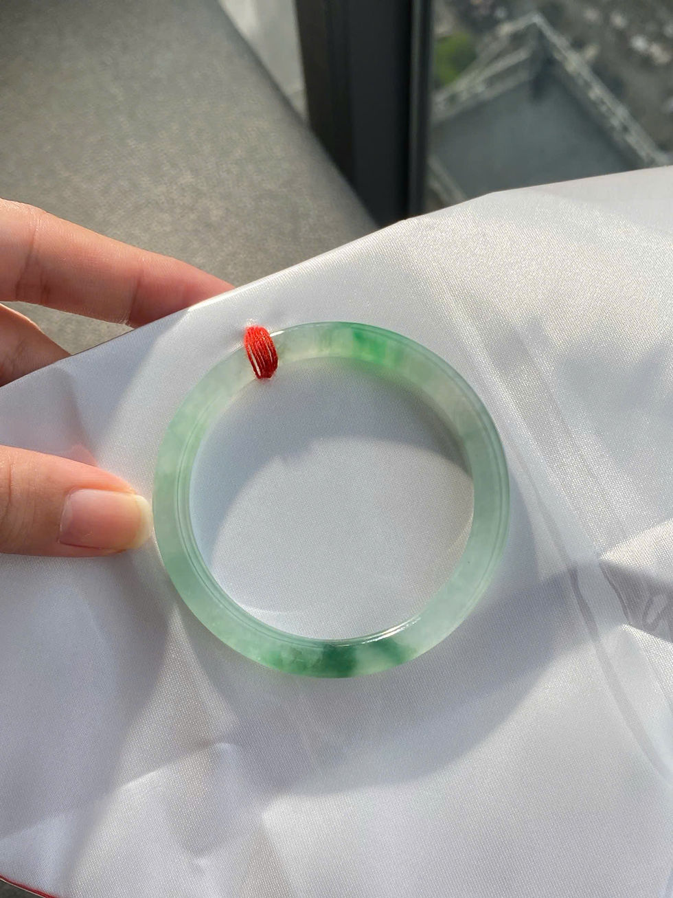 Hình thu nhỏ: Vòng ngọc Myanmar jadeite A ni 51-52