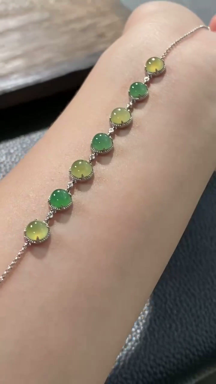 Hình thu nhỏ: Lắc tay Cabochon ngọc Jadeite A vàng 18K