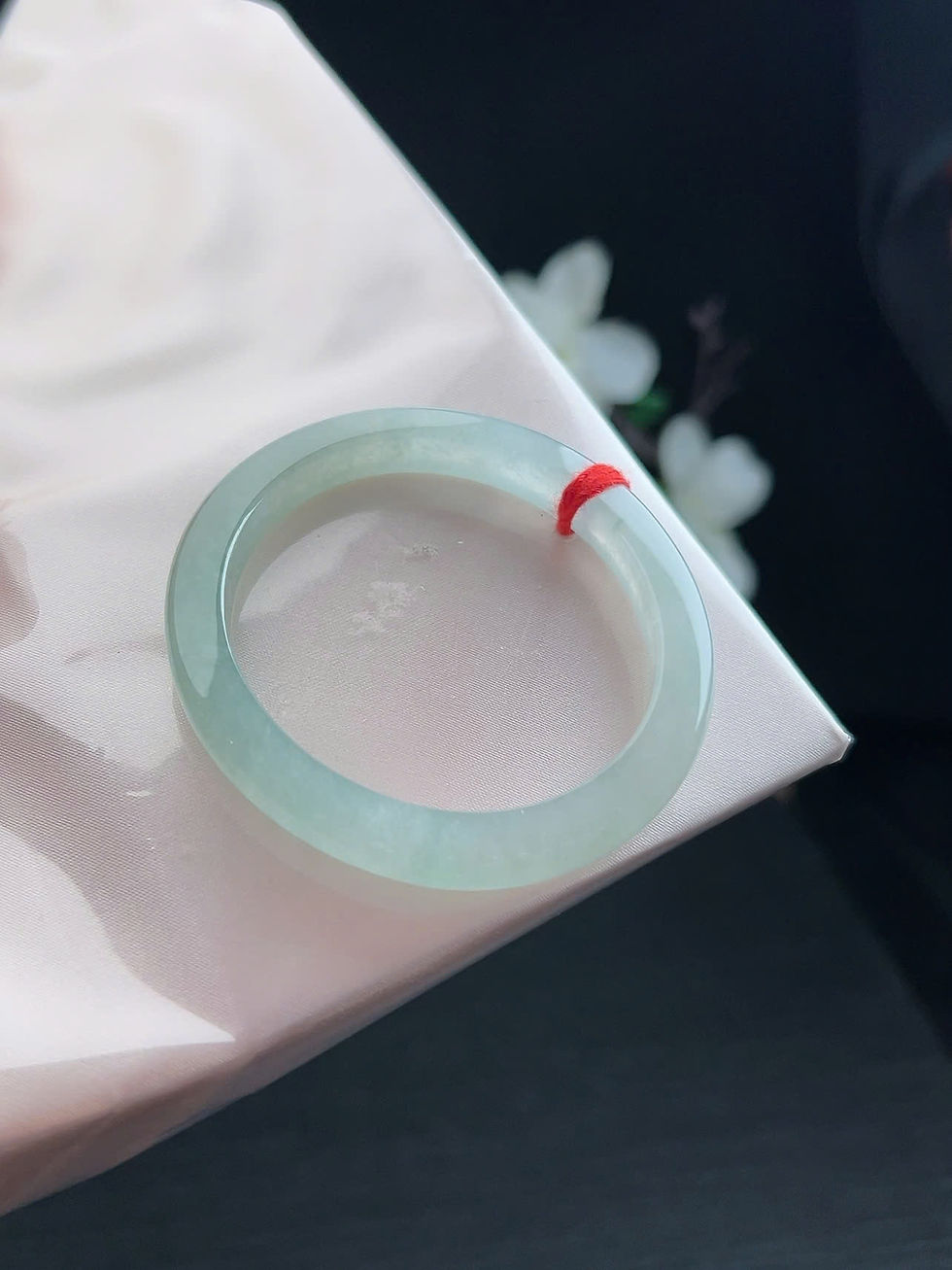 Hình thu nhỏ: Vòng ngọc Myanmar jadeite A ni 51.5*45.7