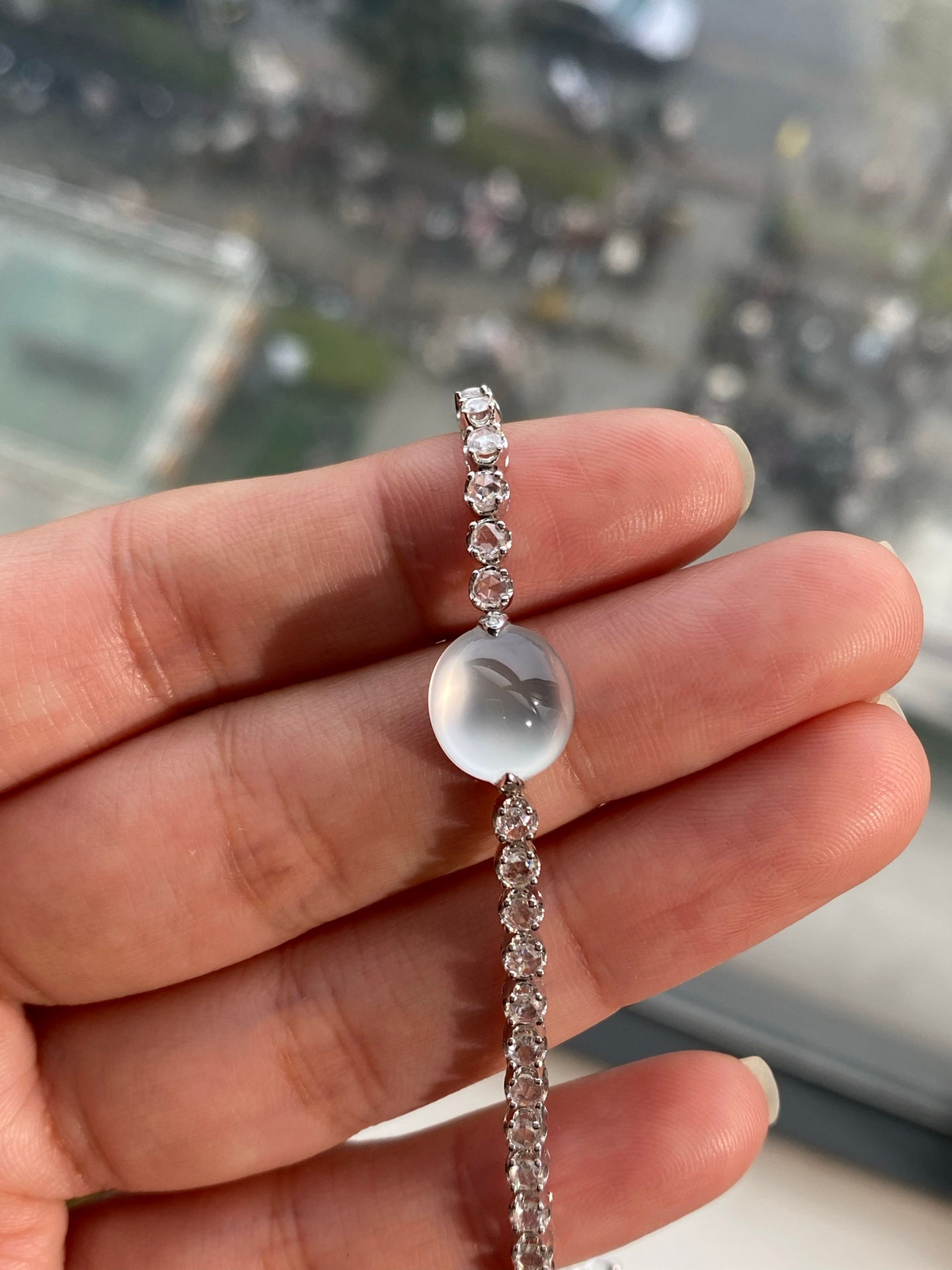 Lắc tay Cabochon ngọc Jadeite A vàng 18K