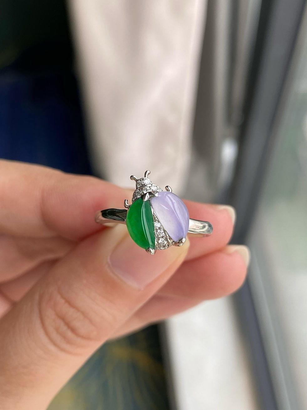 Hình thu nhỏ: Nhẫn Bọ cánh cứng ngọc Jadeite A vàng 18K