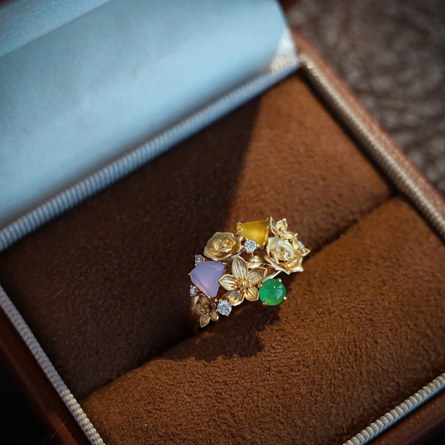 Nhẫn 3 màu ngọc Jadeite A vàng 18K