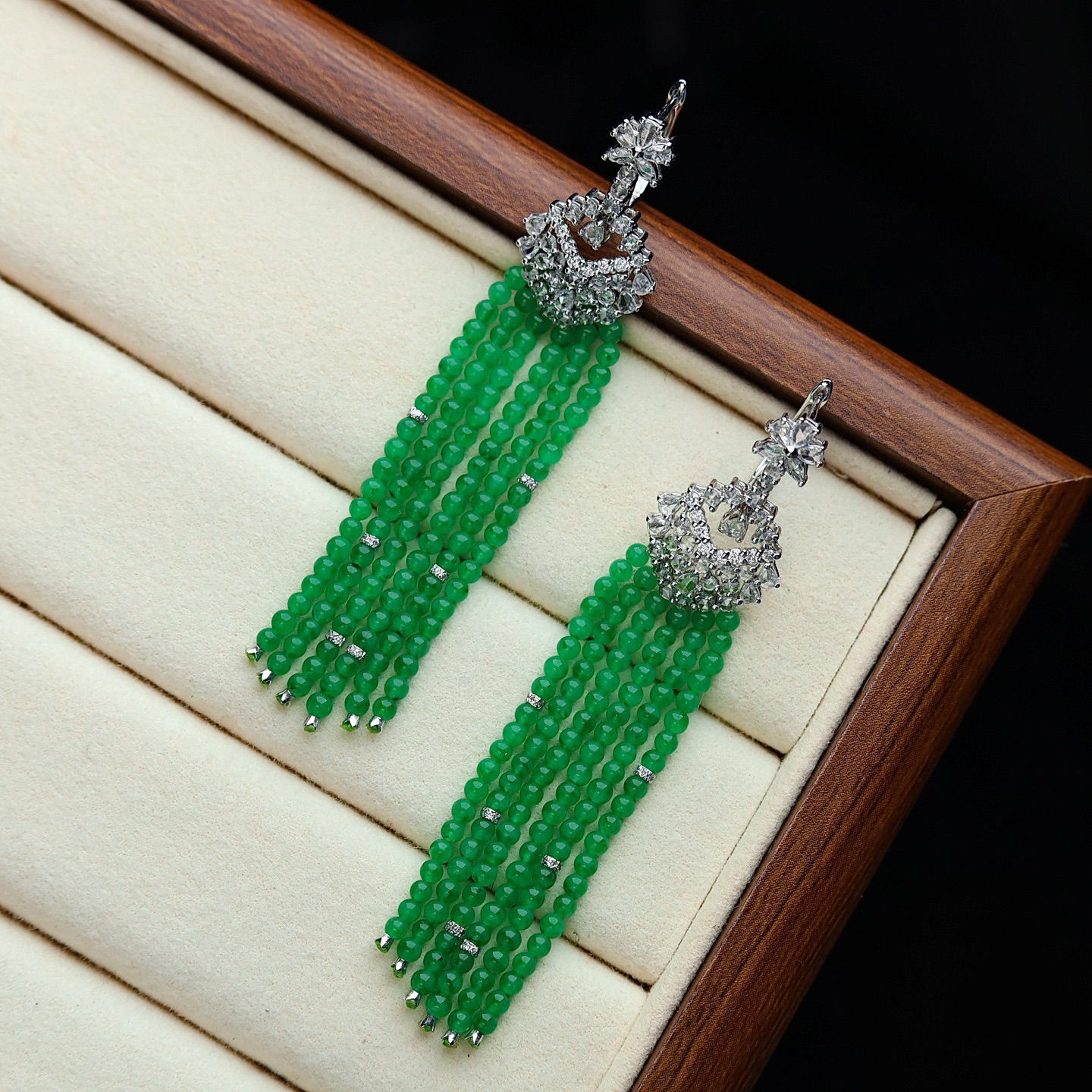 Bông tai ngọc Jadeite A vàng 18K