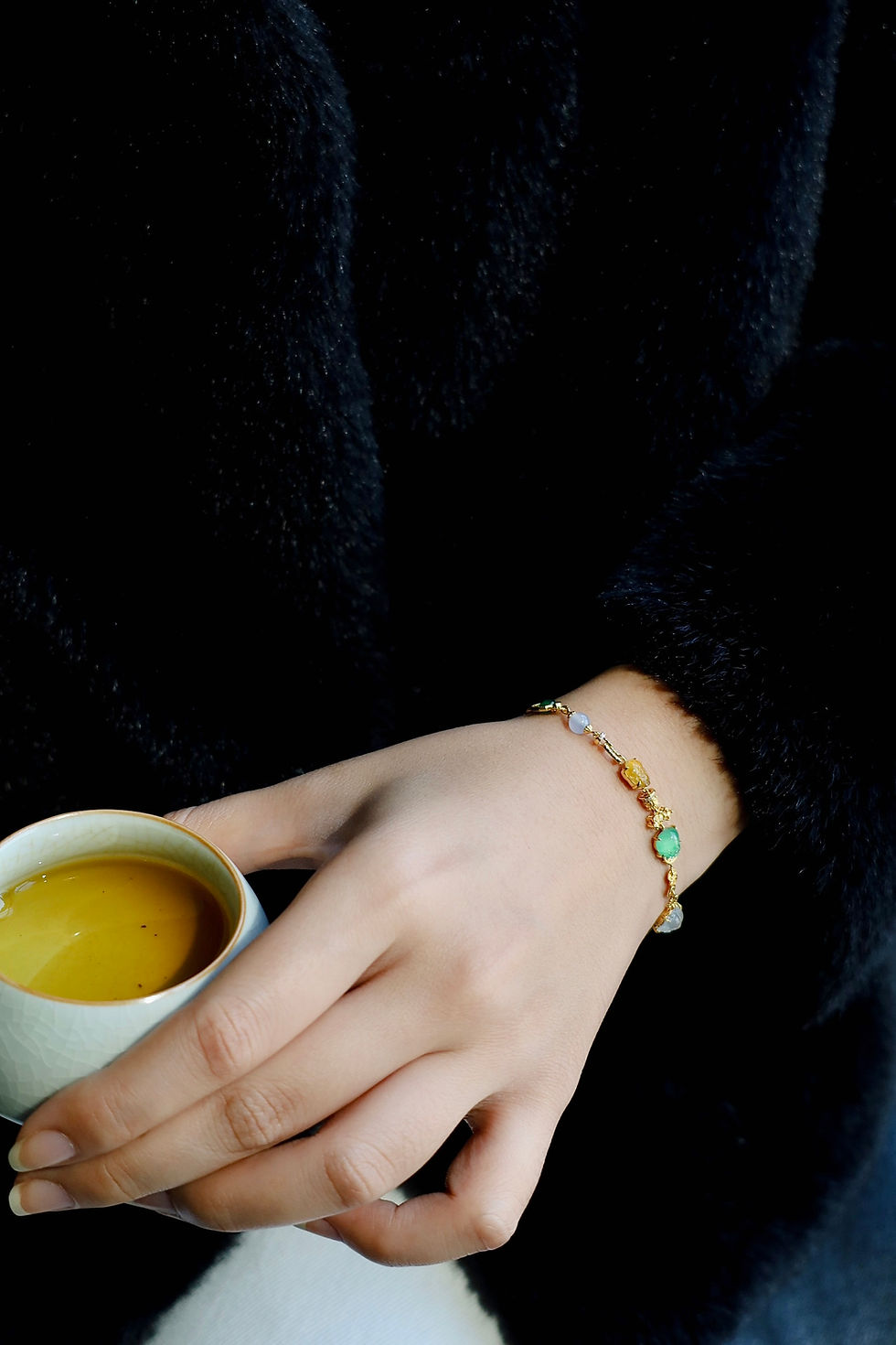 Hình thu nhỏ: Lắc tay Tỳ Hưu 3 màu ngọc Jadeite A vàng 18K