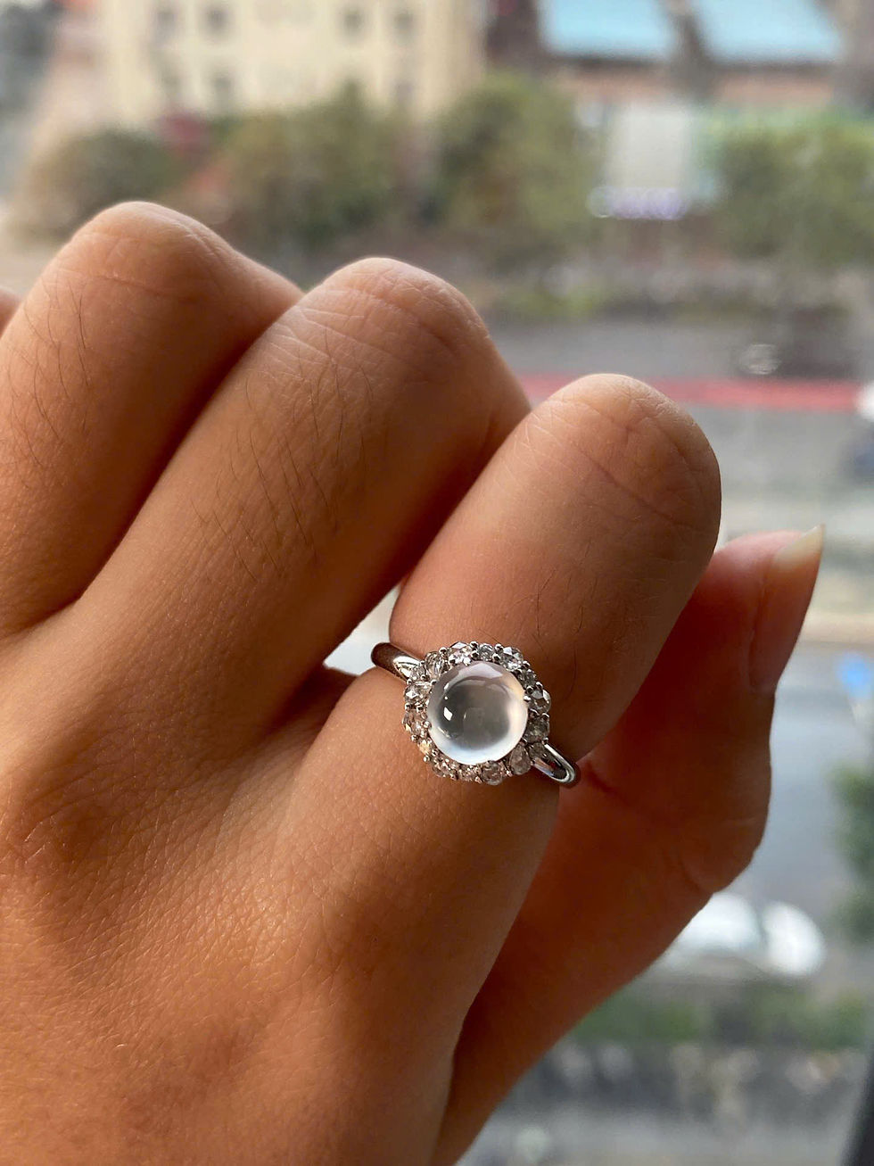 Hình thu nhỏ: Nhẫn Cabochon ngọc Jadeite A vàng 18K