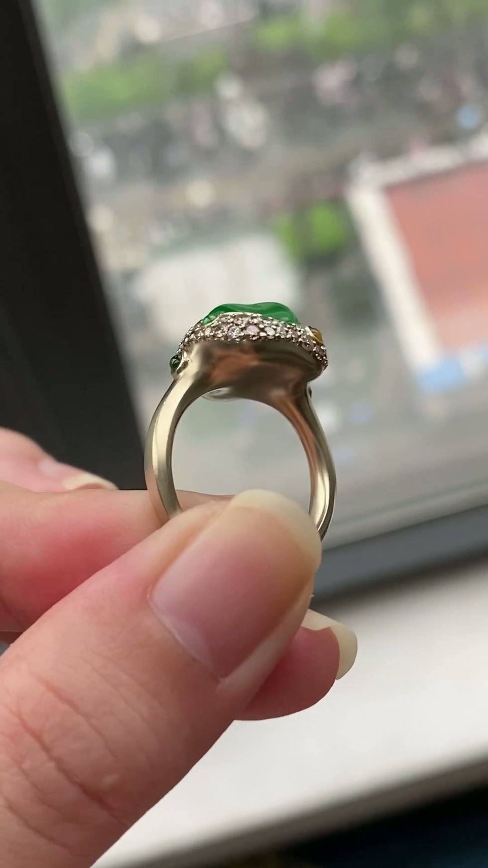 Hình thu nhỏ: Nhẫn Freestyle ngọc Jadeite A vàng 18K