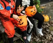 10/22: Trick or Treating: Ruth's House (Community)