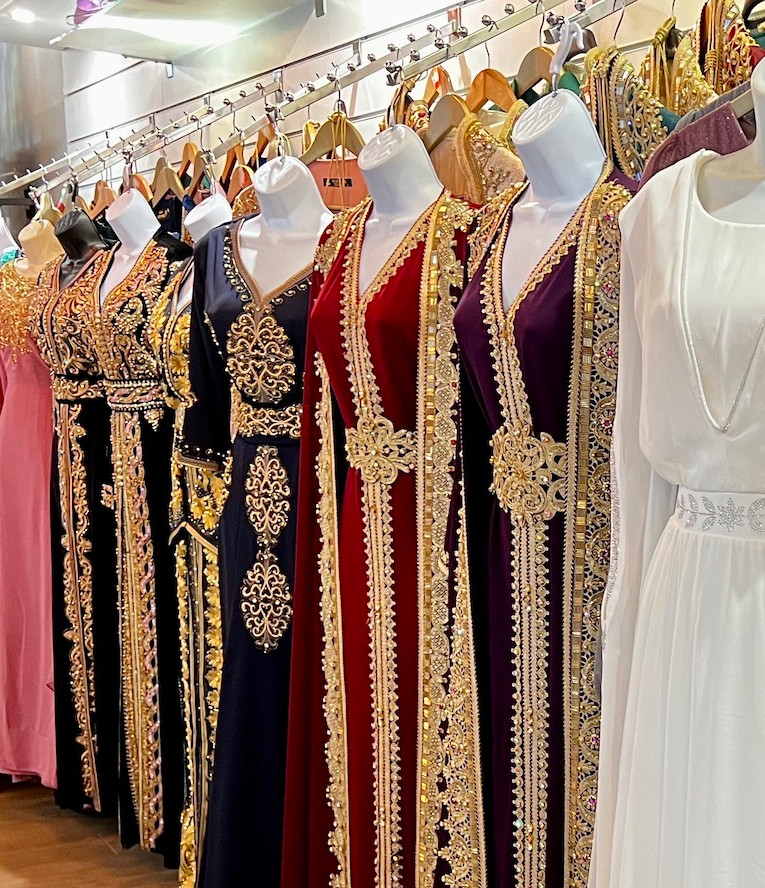 boutique-specialiste-caftan-takchita-karakou-abaya-dubai-oriental-caftan-lille-missindya.j