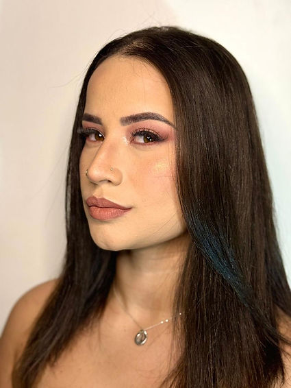 Maquiagem Camila barbosa_edited.jpg