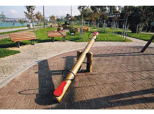 LOG SEESAW
