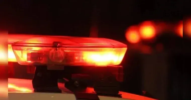 Vídeo nas redes mostra casal que flagrado em ato íntimo em via movimentada de Cametá