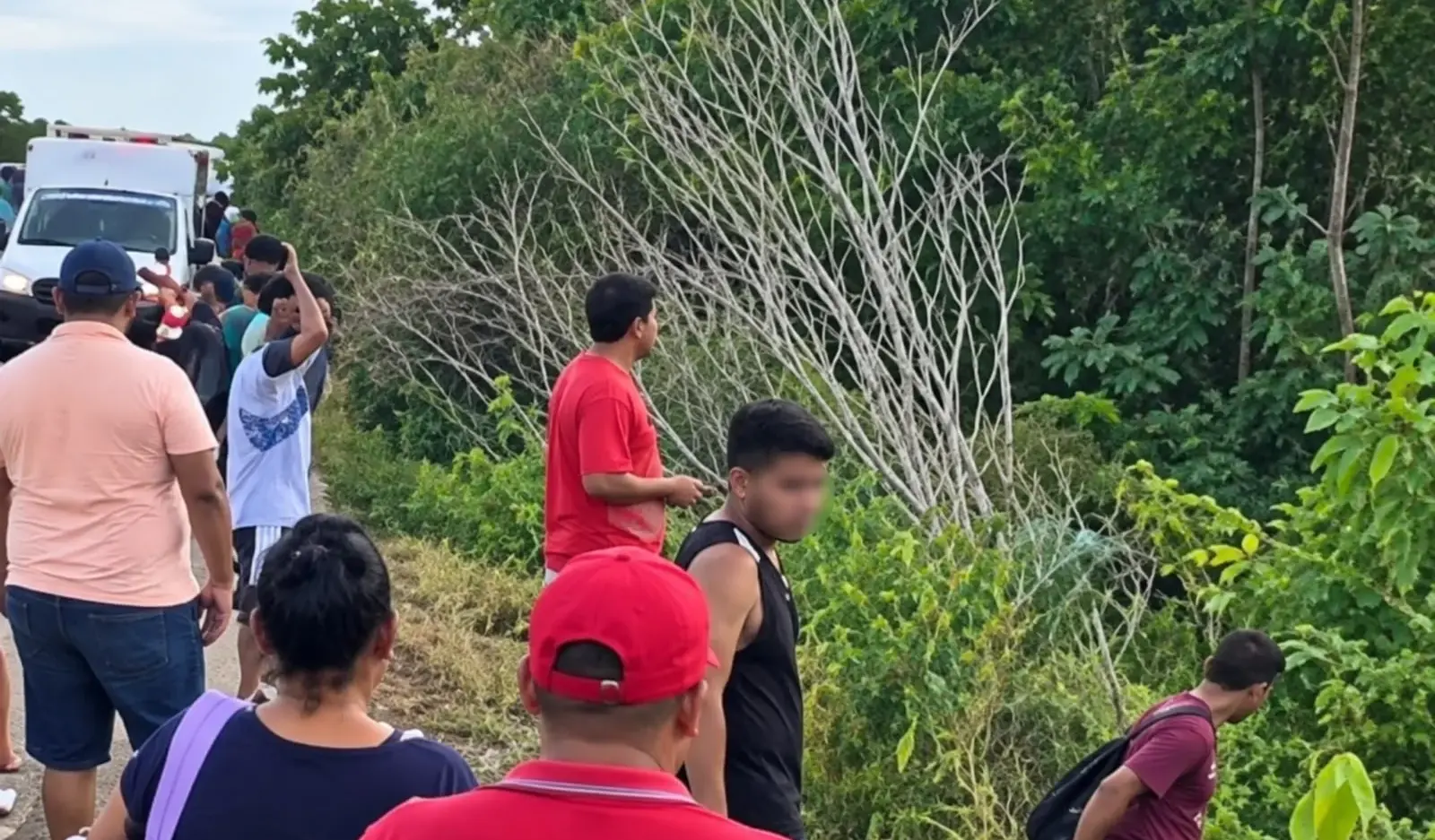 Pacientes em tratamento fora do domicílio sofrem aciente grave na PA-151, em Cametá - Crédito: Reprodução/Redes Sociais/Imagem melhorada com ajuda de IA