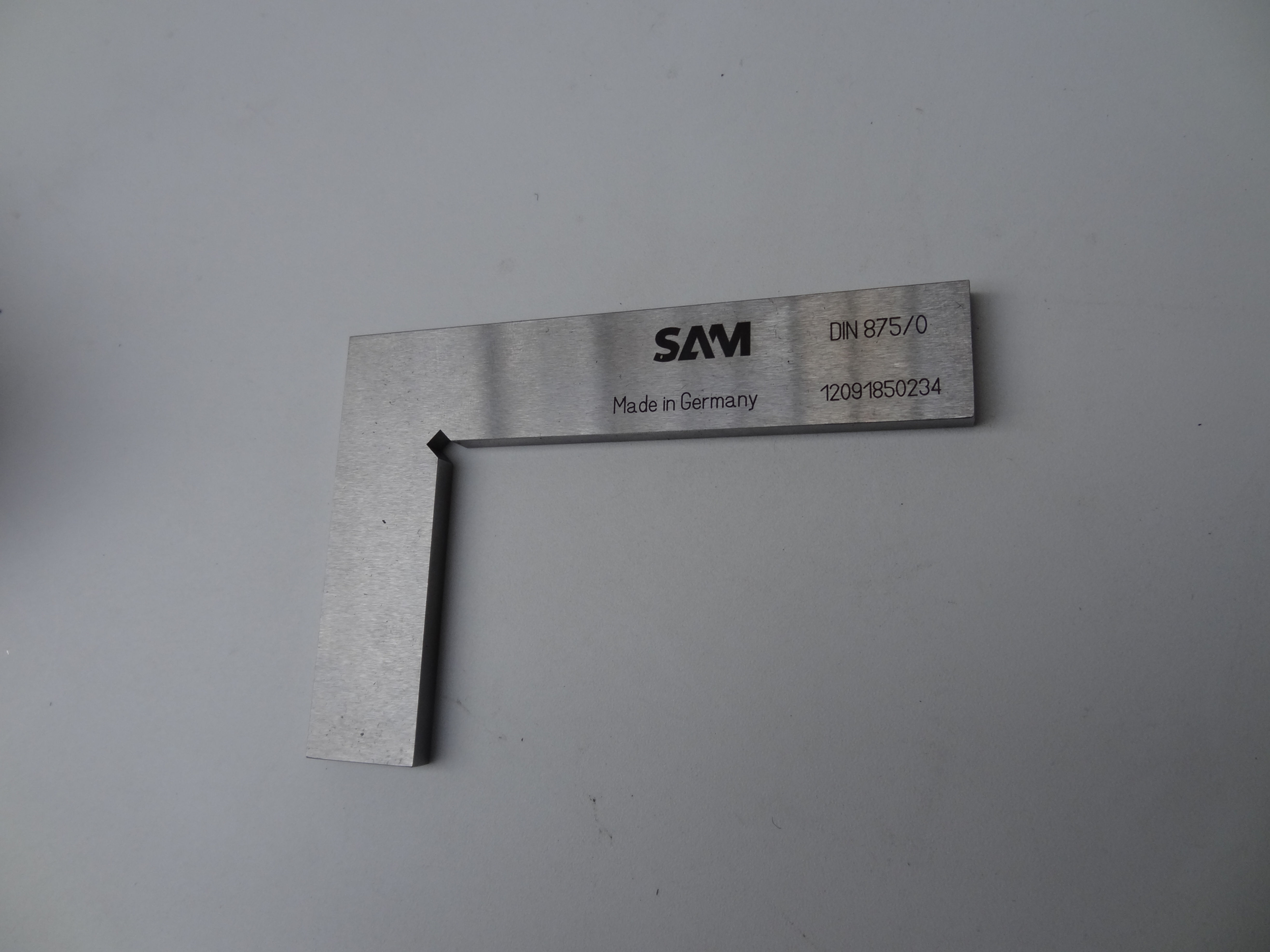 Equerre simple de précision - SAM 310012