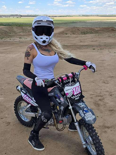 motobarbiepose.jpg