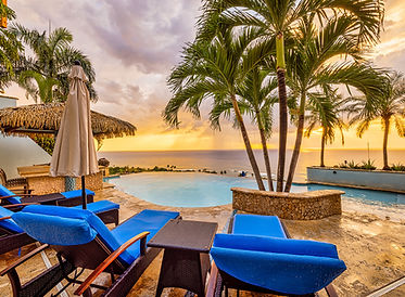House-Pool1.jpg