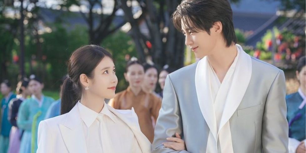 Still from K-drama Perfect Crown (MBC)