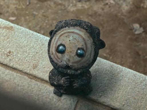 Ggeomeoksali, the adorable spirit companion from Netflix's fantasy K-drama The East Palace.