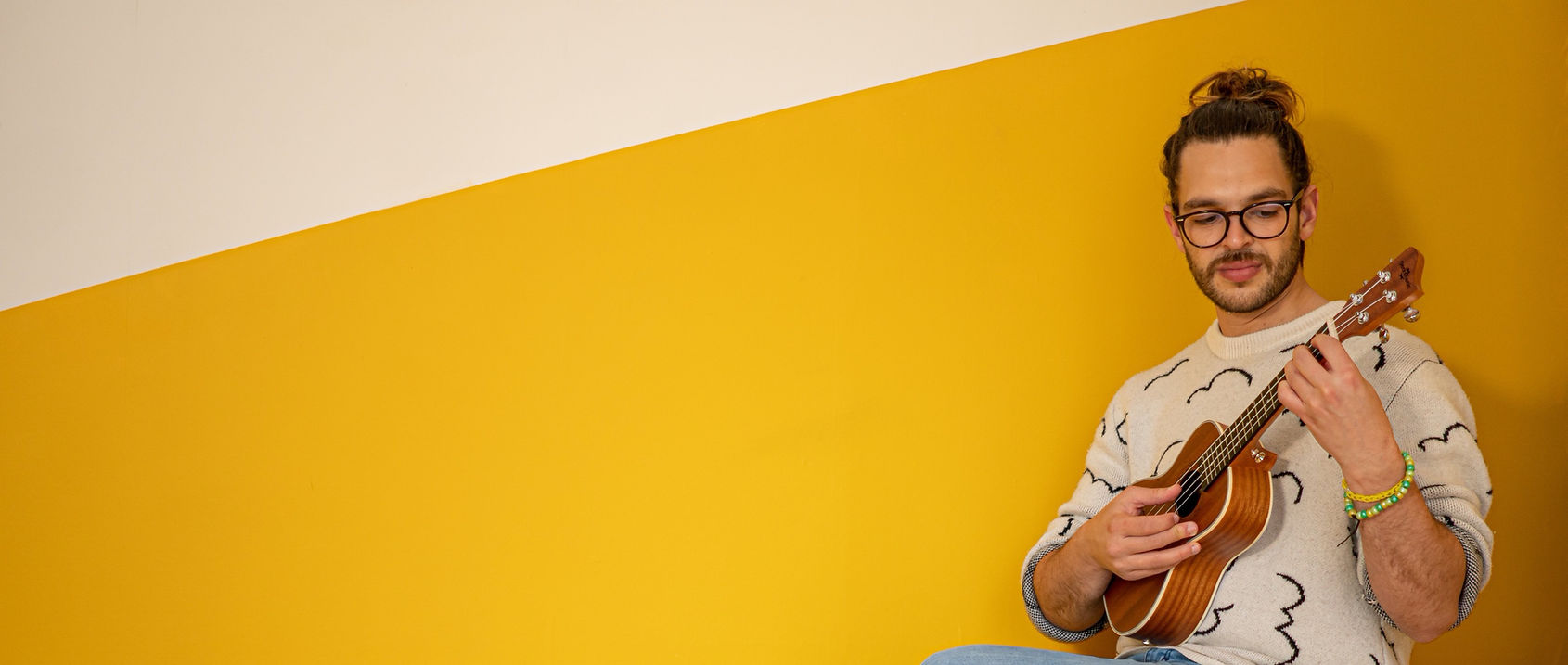 Ukulele Lessons London 1000Seasons Studio