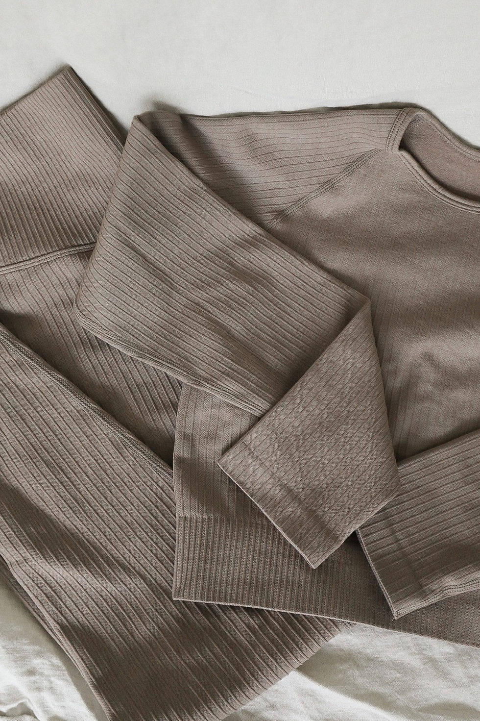 Thumbnail: Ribbed Long Sleeve Crop Top and Legging Set in Taupe