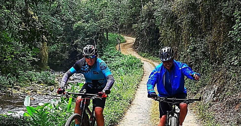 Pedal para a Flusshaus - Café Colonial - Gastronomia Alemã