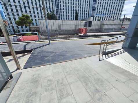 Andén provisional Estación Ramon y Cajal, Madrid. MRD Estructuras Tubulares