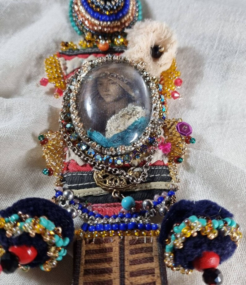 Miniature : Collier Collection lune d 'ailleurs traces d'oiseaux blessés