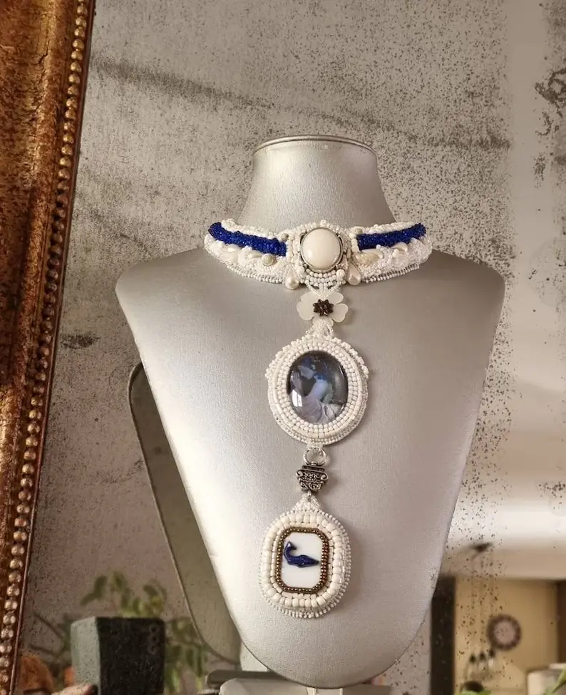 Miniature : Collier Collection de l'écume de l'âme A fleur d'eau