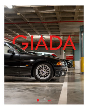Giada. Está na imagem.