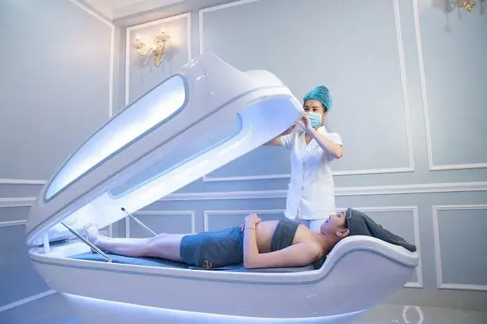 Hậu quả tắm trắng phi thuyền: Rủi ro và cách phòng tránh