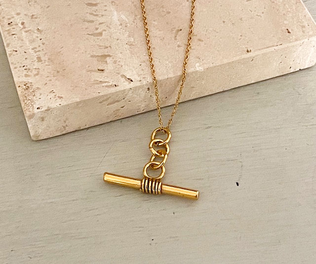 Thumbnail: Gold wire wrapped bar necklace
