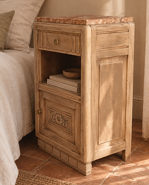 Table de chevet style Art Nouveau — restauration sobre