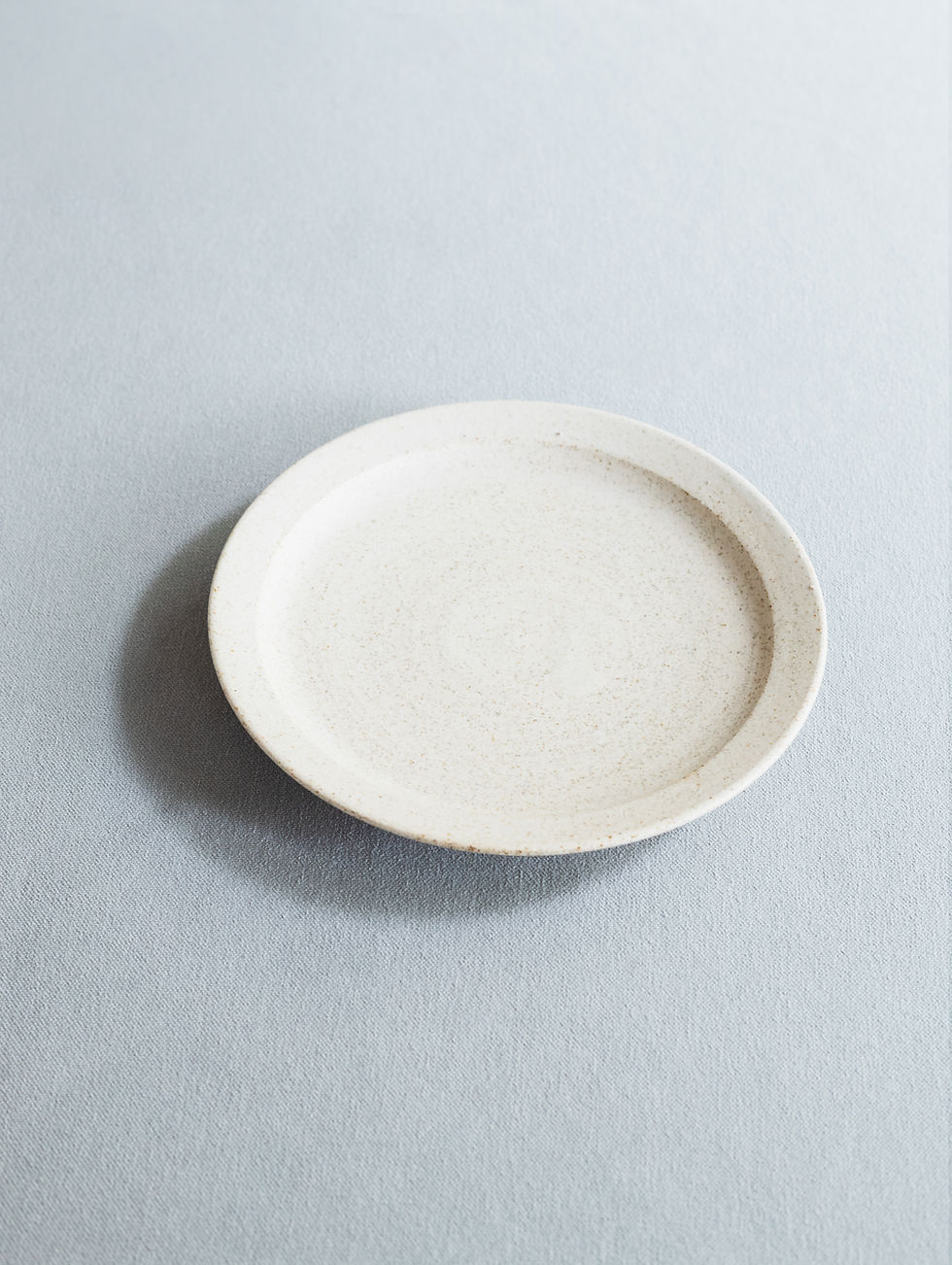 Thumbnail: edged breakfast plate