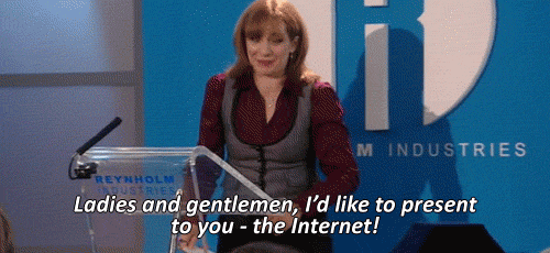 the-it-crowd-Jen-presents-the-internet-b