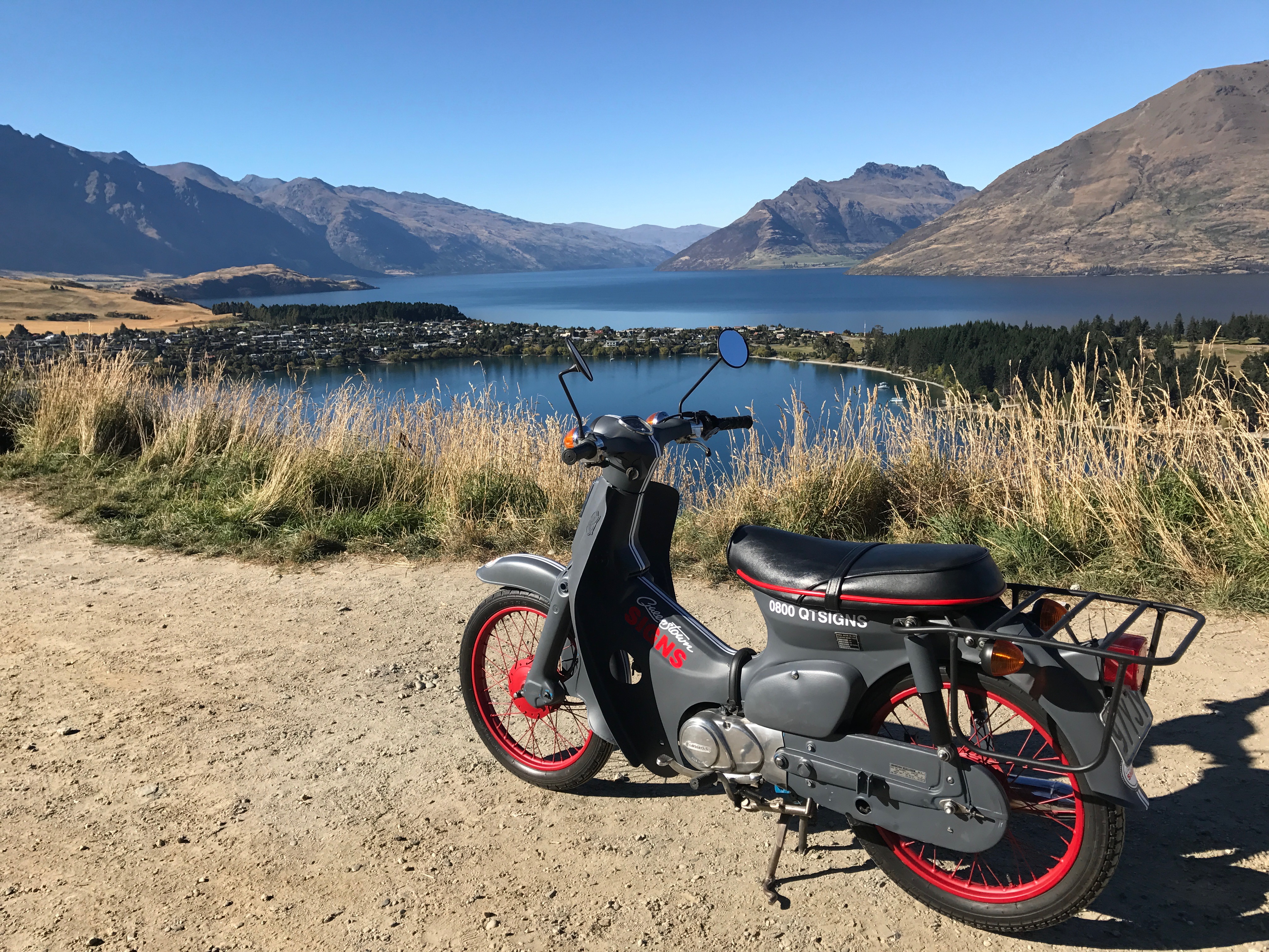 Queenstown Signs Design, Signwriters, Vehicles, Installations