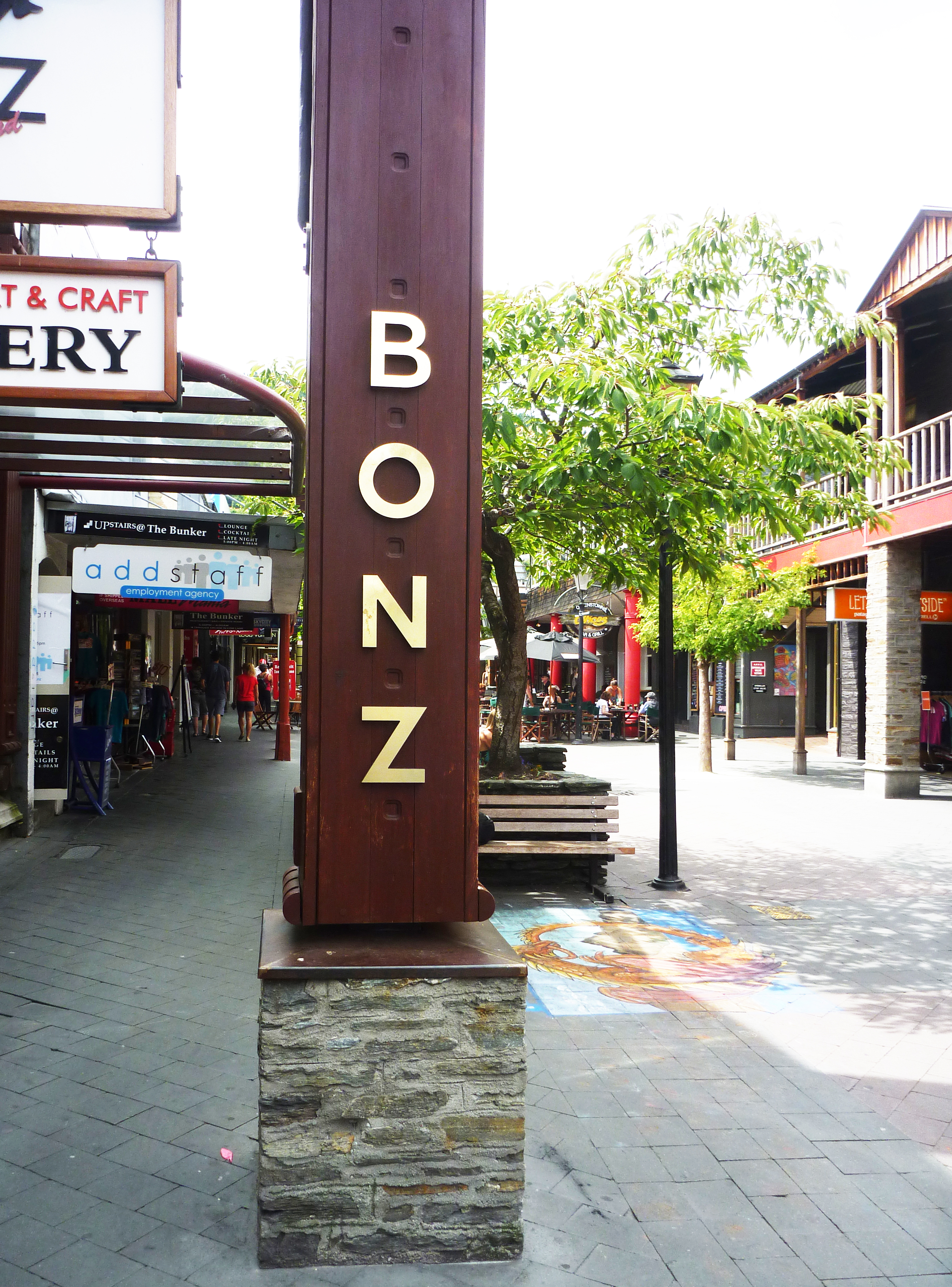 Bonz