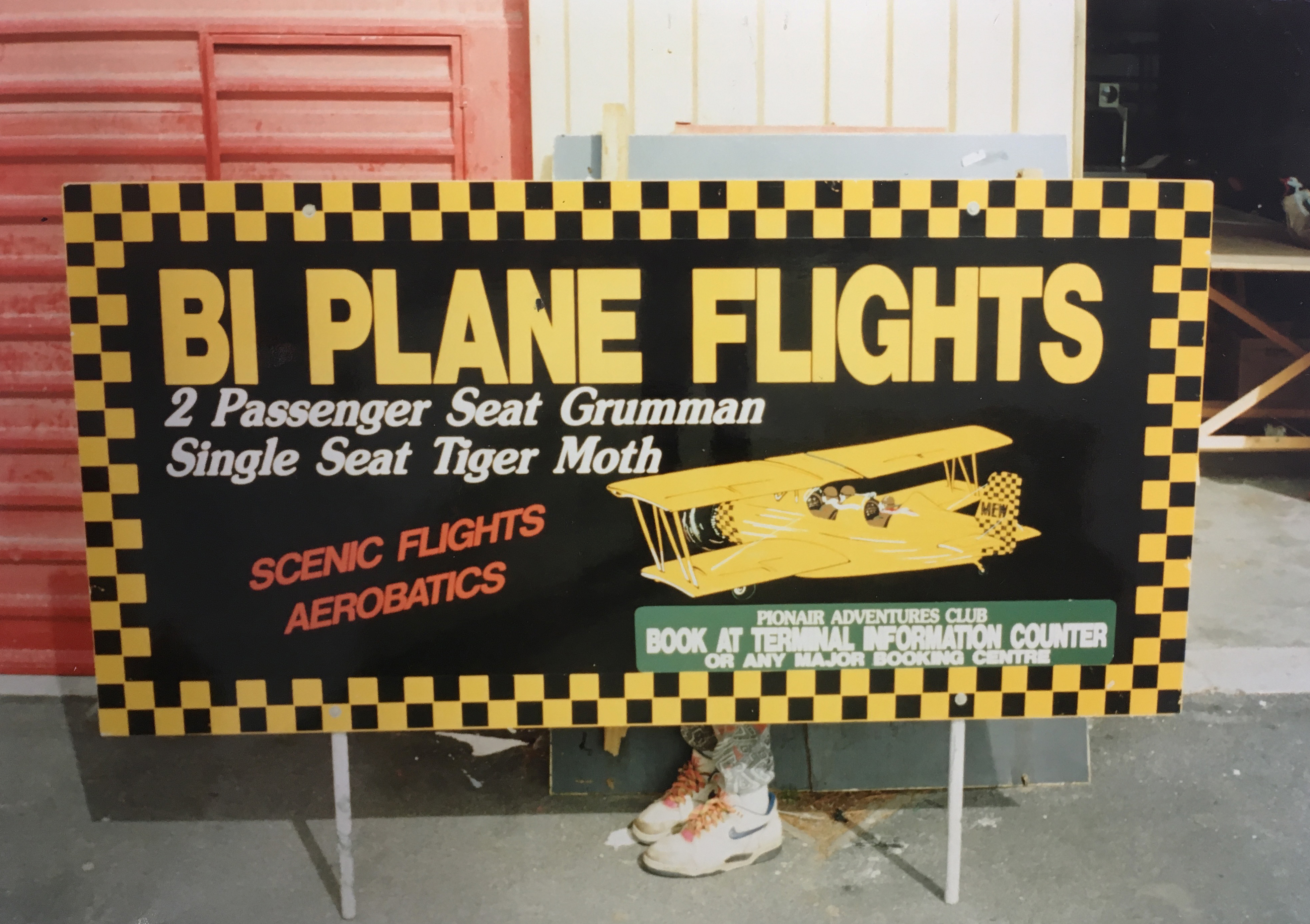 Cool Sign, Cool Shoes